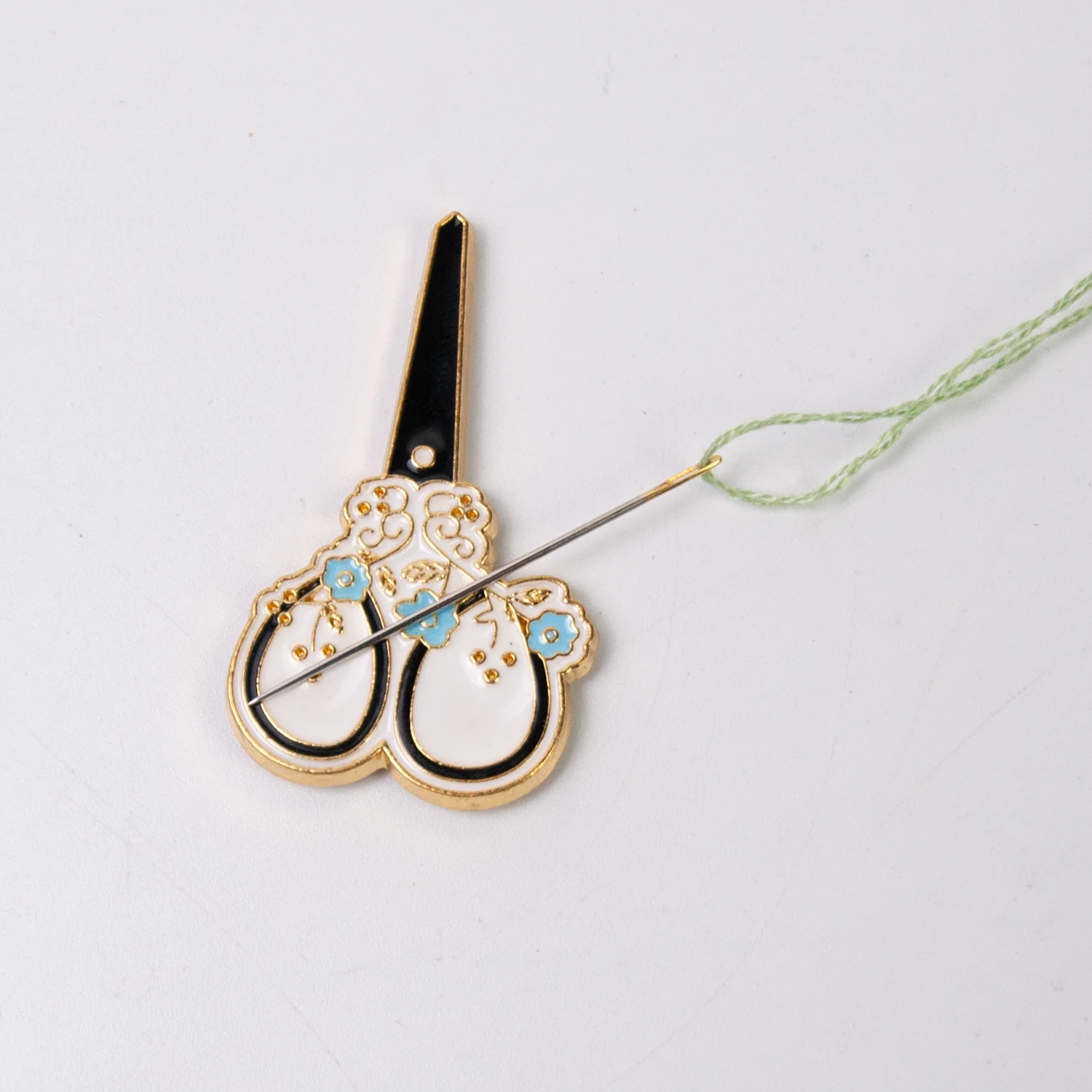 Aiguille Minder couture gardie - Needle Minder Magnet avis et prix