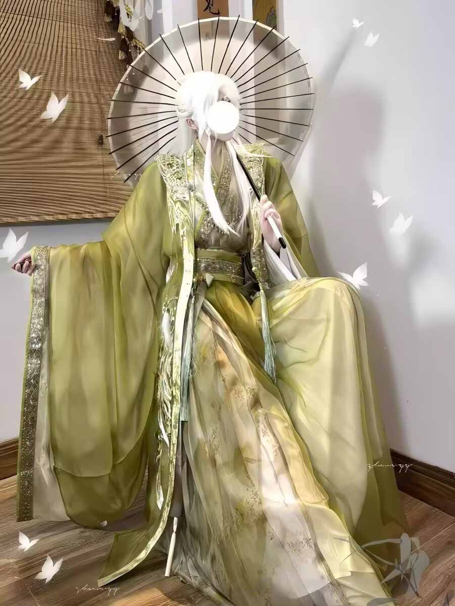 Tenue Hanfu de l'épée-femme Wu - Embroidery Outfit avis et prix
