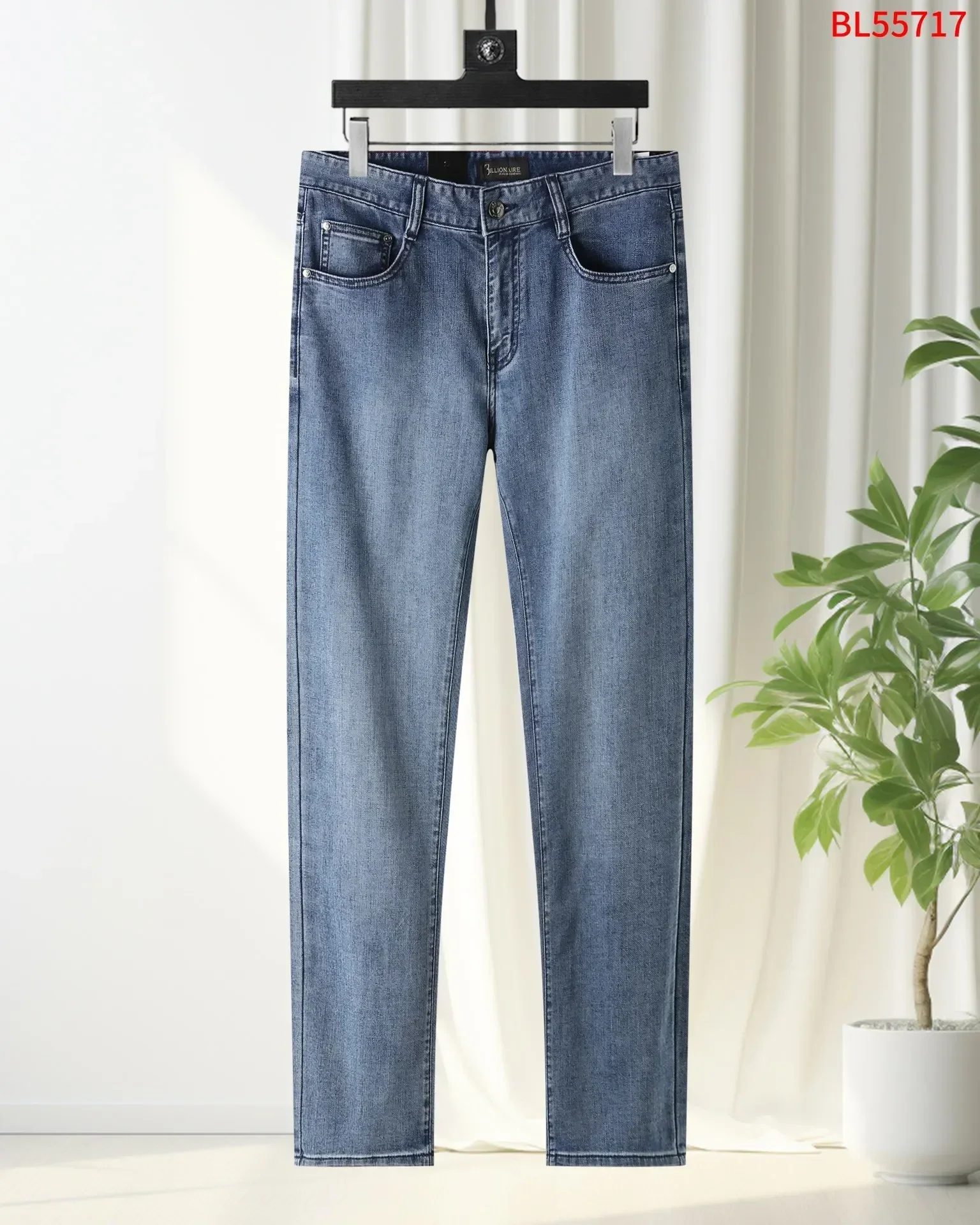Milliardaire OECHSLI jean minc - Embroidery On Jeans avis et prix